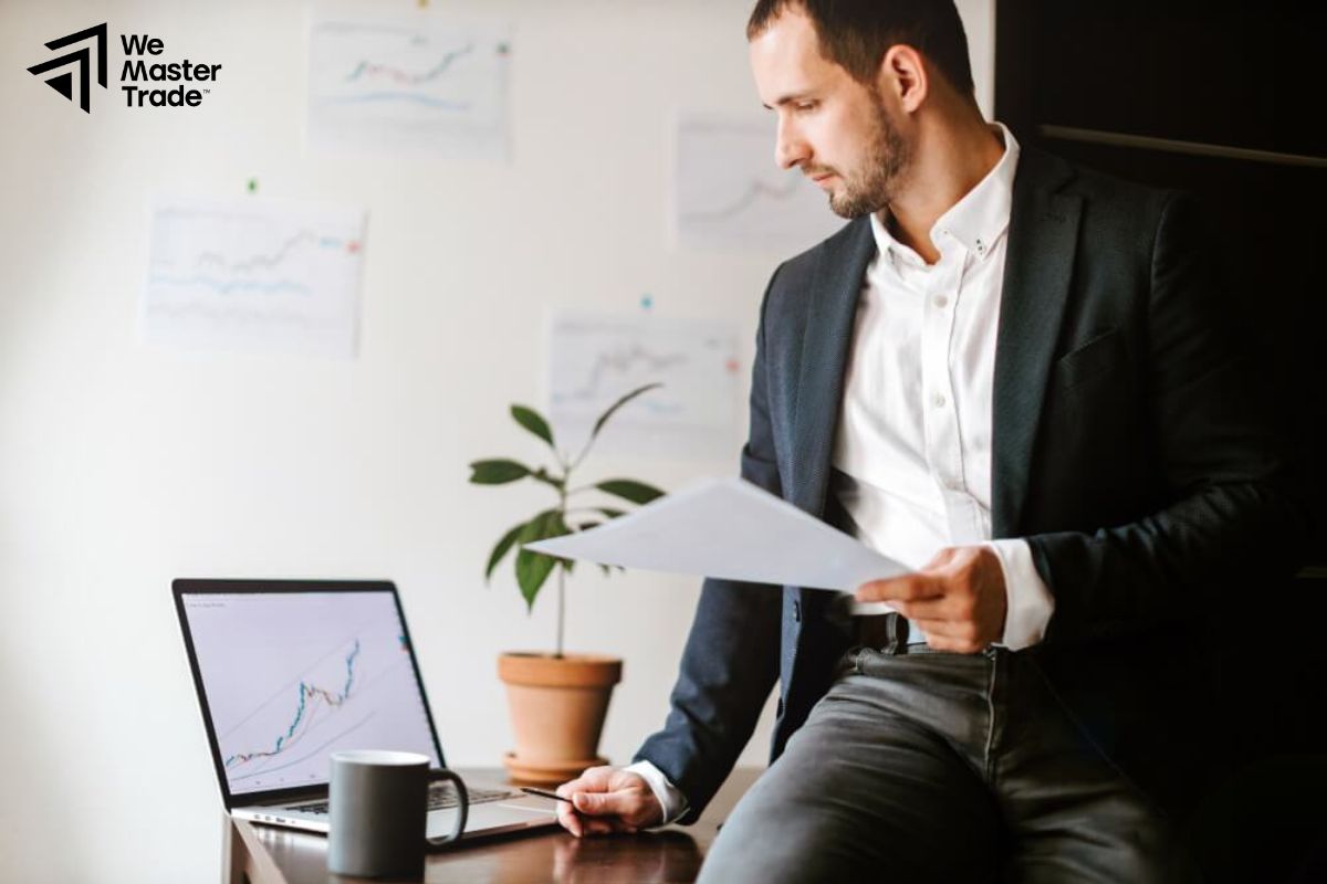 Đánh giá trader dẫn dắt